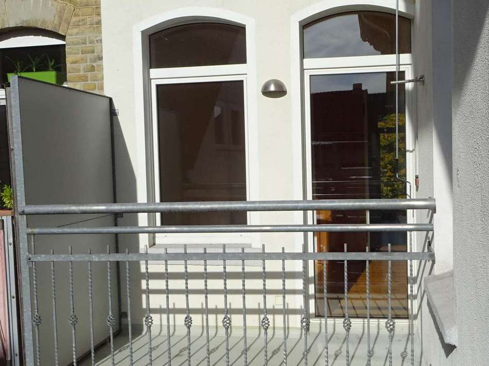 Küchen-Balkon mit Markise