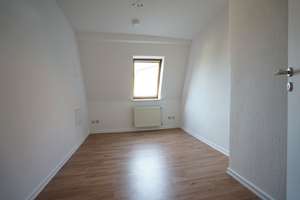 **Sanierte 4-Zimmer-Wohnung mit EBK und Balkon in Sudenburg** – Halberstädter Straße 48, 39112 Sudenburg, Magdeburg – Vorschaubild 5