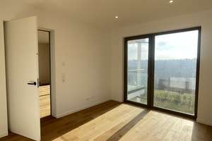 Viel Sonne, Ruhe und ein toller Grundriss - 3 Zimmer mit Aufzug und Tiefgarage – Die vollständige Adresse der Immobilie erhältst du vom Anbieter., 70599 Schönberg, Stuttgart – Vorschaubild 4