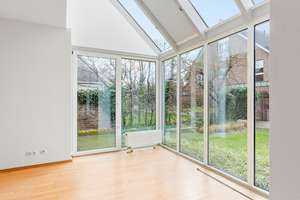 Exklusives Townhouse in sehr guter Lage! Vollklimatisiert und neue EBK - Nähe der ISD – Die vollständige Adresse der Immobilie erhältst du vom Anbieter., 40474 Lohausen, Düsseldorf – Vorschaubild 5