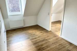 Sanierte 4-Zimmer-Dachgeschoss-Wohnung in Wuppertal | Sehr zentral – Nordstr. 18, 42105 Elberfeld, Wuppertal – Vorschaubild 4