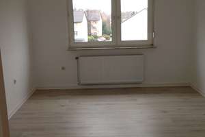 Freundliche 3 1/2 Raum Wohnung in gepflegtem MFH - von Privat (auf Wunsch mit Garage) – Skagerrakstr. 57, 45888 Bulmke-Hüllen, Gelsenkirchen – Vorschaubild 7