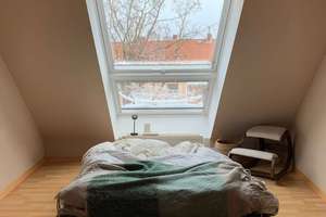 Moderne DG-Wohnung im grünen Kleefeld! – Tieckstraße 11, 30625 Kleefeld, Hannover – Vorschaubild 2
