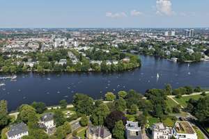 Ikonische Stadtvilla in Harvestehude - aufgeteilt & mit bezugsfreiem Penthouse – Die vollständige Adresse der Immobilie erhältst du vom Anbieter., 20149 Harvestehude, Hamburg – Vorschaubild 2