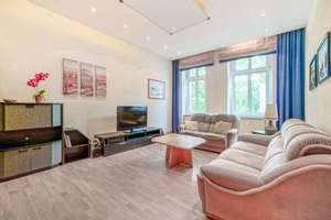 Sonnige Balkonwohnung im Altbau – flexibel nutzen oder clever investieren