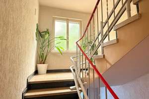 Solides Mehrfamilienhaus mit zusätzlichem Ausbaupotenzial, Garagen und Photovoltaikanlage – Die vollständige Adresse der Immobilie erhältst du vom Anbieter., 45326 Altenessen-Süd, Essen – Vorschaubild 8