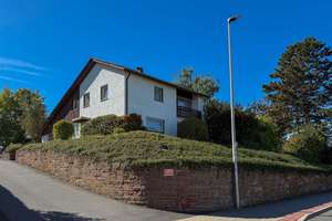 Wohnen und Leben auf stolzen 1.457 qm Grund in bester, zentrumsnaher Lage von Buchen! – Die vollständige Adresse der Immobilie erhältst du vom Anbieter., 74722 Buchen (Odenwald) – Vorschaubild 1