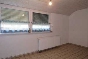 Keine Käuferprovision! Heizung & Fenster neu! Harzer Dach!  EFH mit Einliegerwohnung in ruhiger Lage – Gifhorn (Kreis) – Vorschaubild 8