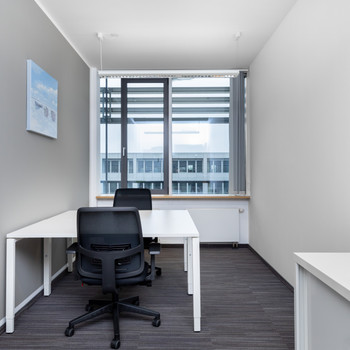 Privater Büroraum für 1 Person in Regus Laim