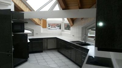 ***Außergewöhnliche und großzügige 3,5-Zimmer Dachterrassen-Wohnung ***