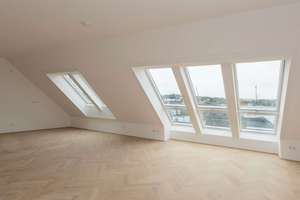 Elegante 4- Zimmer-Wohnung im Herzen von Wiesbaden! – Wagemannstrasse 32-36, 65183 Mitte, Wiesbaden – Vorschaubild 5