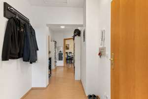 Gepflegte, frei werdende 3-Zimmer-Dachgeschosswohnung mit Privatgarten & Carport in Berlin-Karow – Florastr. 6, 13125 Karow, Berlin – Vorschaubild 11