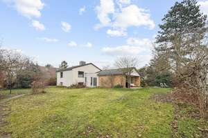 Wohntraum mit großem Garten – 4-Zimmer-Einfamilienhaus in begehrter Lage von Hannover Bemerode – Die vollständige Adresse der Immobilie erhältst du vom Anbieter., 30539 Bemerode, Hannover – Vorschaubild 2
