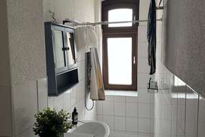 3-Zimmer-Altbauwohnung mit Loggia · 3. OG · Kassel-Bettenhausen – Die vollständige Adresse der Immobilie erhältst du vom Anbieter., 34123 Bettenhausen, Kassel – Vorschaubild 2