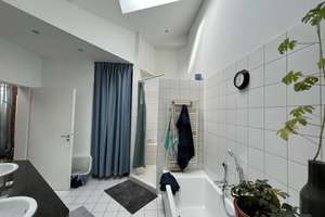 Lebendiges Wohnen in Saarbrücken: 2-Zimmer-Dachgeschosswohnung mit Balkon – Neugäßchen 20, 66111 St. Johann, Saarbrücken – Vorschaubild 10