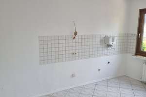 Platz für neue Ideen: 2,5-Zimmer-Wohnung in Essen-Schönebeck – Altendorfer Straße 548, 45355 Bochold, Essen – Vorschaubild 2