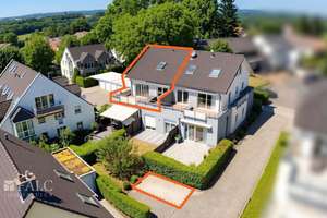 Großzügige Maisonettewohnung mit zwei Bädern und weitläufigem Balkon in Lennep – Die vollständige Adresse der Immobilie erhältst du vom Anbieter., 42897 Lennep Nord, Remscheid – Vorschaubild 2