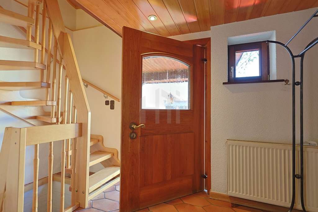 Immobilie in Schmitten - HTI |  Historisches Einfamilienhaus mit Sonnenterrasse, liebevoll saniert in Schmitten - Bild 2