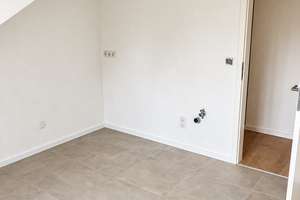 Kernsanierte DG-Wohnung nahe Viersener Innenstadt – 41747 Viersen – Vorschaubild 4