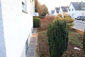 6-Zimmer Zweifamilienhaus in Ginsheim-Gustavsburg mit Garage, Carport und Werkstatt – Josef-Seliger-Straße 11, 65462 Ginsheim-Gustavsburg – Vorschaubild 3