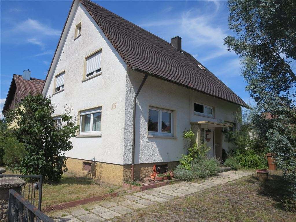 Immobilie in Bietigheim - Gemütliches 2-FH mit tollem Garten - Bild 0