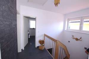 |Ein perfektes Domizil|

 Stilvolles Einfamilienhaus mit hochwertiger Ausstattung – Die vollständige Adresse der Immobilie erhältst du vom Anbieter., 93142 Maxhütte-Haidhof – Vorschaubild 19