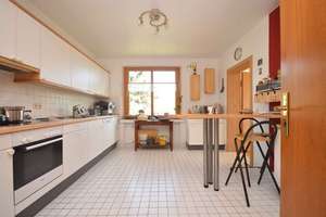 Schönes, großes Einfamilienhaus auf großem Grundstück mit Keller + Garage. – Die vollständige Adresse der Immobilie erhältst du vom Anbieter., 38259 Salzgitter-Bad, Salzgitter – Vorschaubild 4