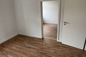 Urbanes Leben in Carlstadt: 2-Zimmer-Wohnung – 40213 Carlstadt, Düsseldorf – Vorschaubild 6
