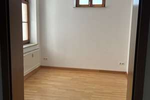 Schöne Dreiraumwohnung mit EBK – Auguste-Schmidt-Straße 22, 4103 Zentrum-Südost, Leipzig – Vorschaubild 6