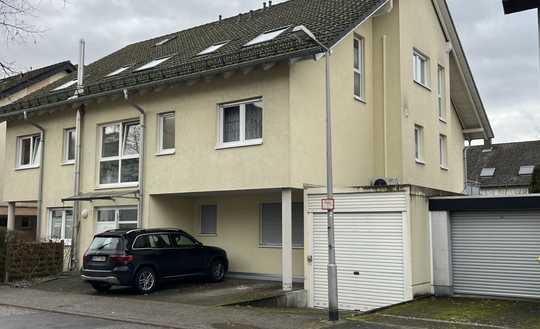 Gepflegte, großzügige 2-Zimmer-Eigentumswohnung mit großem Balkon in Mannheim-Seckenheim