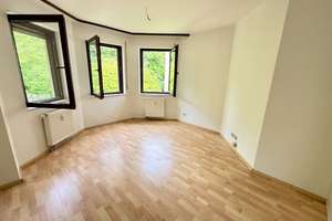 *** DIREKT EINZIEHEN *** BLICK IN DEN SCHLOSSPARK *** Tolle 2 ZKBB mit "Turmzimmer" und Tiefgarage! – Mosburgstr. 8g, 65203 Biebrich, Wiesbaden – Vorschaubild 5