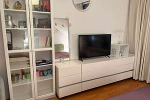 One year Sublet 2 room flat – Die vollständige Adresse der Immobilie erhältst du vom Anbieter., 10963 Tiergarten, Berlin – Vorschaubild 1