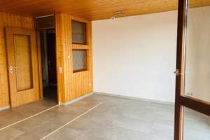 Helle 3-Zimmer-Dachgeschosswohnung mit Süd-Balkon und Aussicht – Die vollständige Adresse der Immobilie erhältst du vom Anbieter., 70563 Heerstraße, Stuttgart – Vorschaubild 2