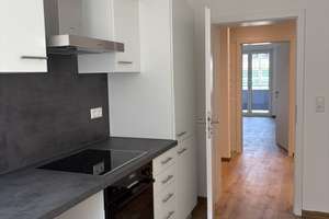 Erstbezug nach Sanierung, schicke und kompakte 3-Zimmerwohnung m. Balkon, neue Einbauküche, Bad neu
