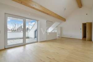 Luxuriöse 5-Zimmer-Wohnung zentral und dennoch ruhig gelegen – Die vollständige Adresse der Immobilie erhältst du vom Anbieter., 81827 Waldtrudering, München – Vorschaubild 5