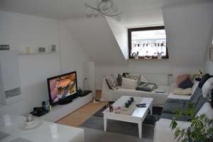 Schöne 2 Zimmer DG-Wohnung, Nähe FH und Vinzenzkrankenhaus – Die vollständige Adresse der Immobilie erhältst du vom Anbieter., 40476 Derendorf, Düsseldorf – Vorschaubild 2