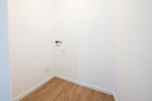 Sichere Geldanlage: Mitten in Kreuzberg  - vermietete 3-Zimmer-Wohnung – Schlesische Straße 16, 10997 Kreuzberg, Berlin – Vorschaubild 2