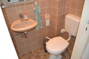 Verkauft!!! 19200.- Euro Kaltmiete pro Jahr- Haus in Findorf mit 3 Wohnungen - super Lage! – Findorff-Bürgerweide, Bremen, 28215 Bremen – Vorschaubild 9