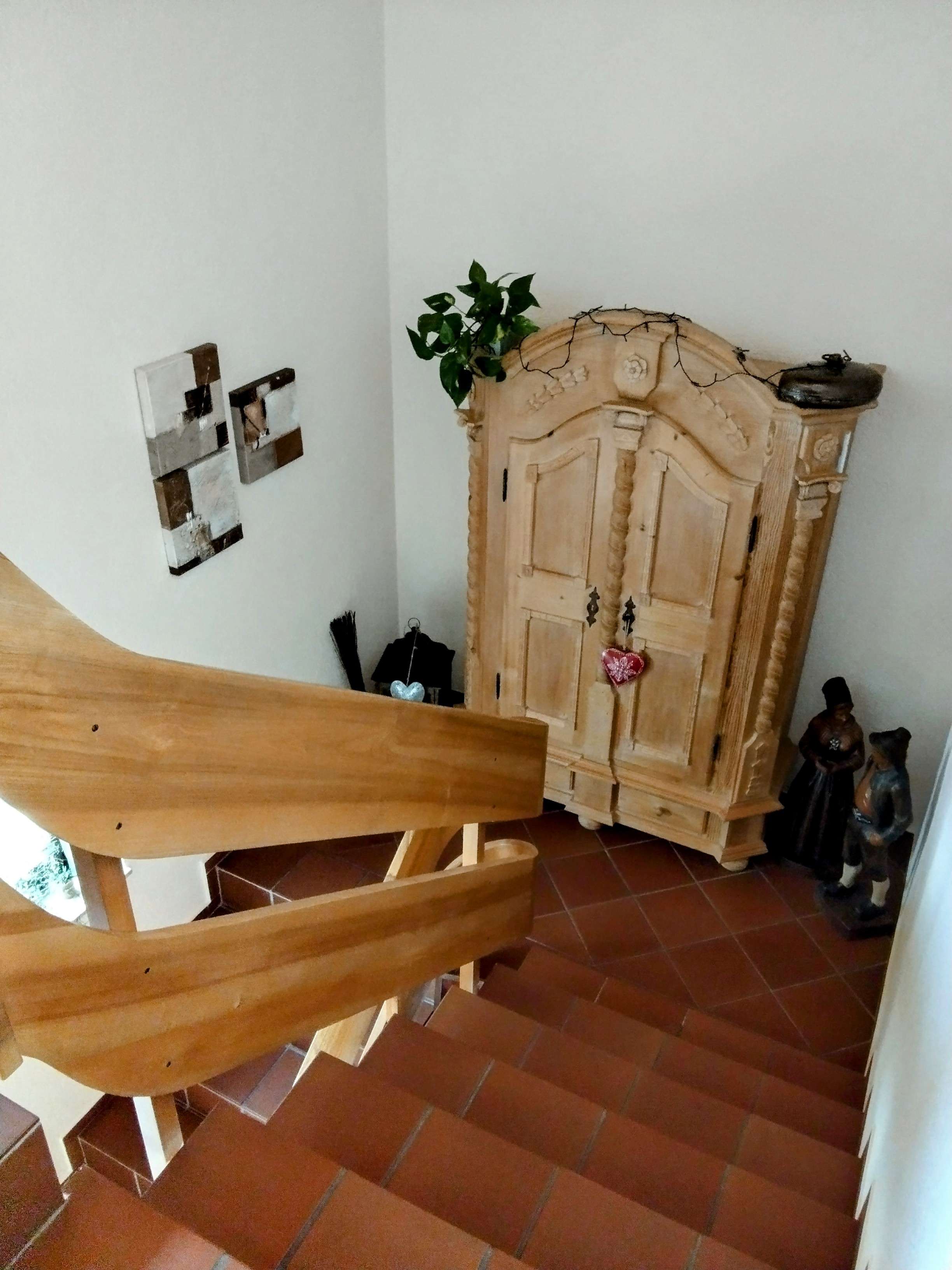 Immobilie in Großniedesheim - Einfamilienhaus mit 7 Zimmern und 230 m² Wohnfläche in Großniedesheim - Bild 13