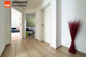 Tür auf. Herz rein. Zuhause sein. Moderne
5 helle Zimmer auf 131 m². Wunderschöne
Gartenoase. – Tuttlingen (Kreis) – Vorschaubild 13