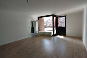 Moderne 3-Zi. inkl Südbalkon + TG-Platz/ Nahe Unterbacher See – 40627 Unterbach, Düsseldorf – Vorschaubild 3