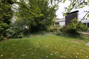 Wohnen auf einer Ebene: Bungalow mit großem Garten und Doppelgarage in ruhiger Lage von Herten – Die vollständige Adresse der Immobilie erhältst du vom Anbieter., 45701 Herten – Vorschaubild 25