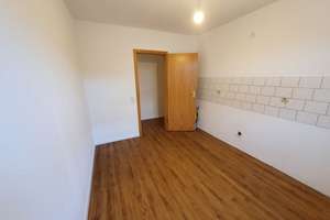 Jetzt zugreifen, attraktive 2-Zimmer-Wohnung mit Balkon in Top Lage – Düsseldorfer Landstraße 138, 47249 Buchholz, Duisburg – Vorschaubild 13