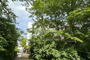 Köln - Sülz: Bezugsfreie, moderne 2-Zimmer-Wohnung mit Aufzug direkt an weitläufigen Parkanlagen! – Die vollständige Adresse der Immobilie erhältst du vom Anbieter., 50937 Sülz, Köln – Vorschaubild 2