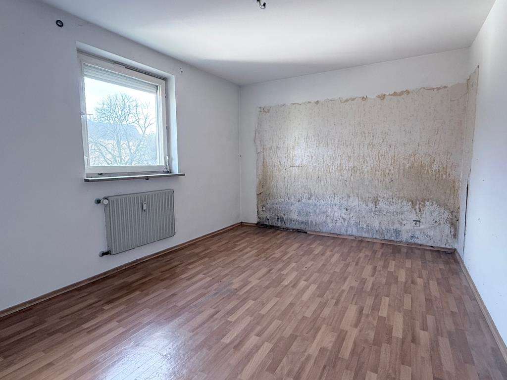 Gute Lage mit gutem Grundriss sucht Renovierung, Regensburg – Bild 4