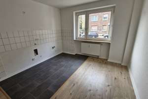 Frisch renovierte 2-Zimmer-Wohnung im Zentrum – Bahnstraße 42, 47799 Cracau, Krefeld – Vorschaubild 2