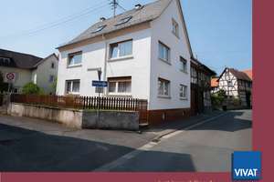 Großes Massivhaus mit Fachwerk-Torhaus, Scheune & Nebengebäude. Käuferprovisionsfrei! – Die vollständige Adresse der Immobilie erhältst du vom Anbieter., 35647 Waldsolms – Vorschaubild 1
