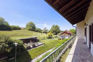 ***CHARMANTES EFH/ZFH MIT POTENZIAL, VIEL PLATZ, GROßEM GRUNDSTÜCK & WINTERGARTEN IN RUHIGER LAGE*** – Die vollständige Adresse der Immobilie erhältst du vom Anbieter., 94474 Vilshofen an der Donau – Vorschaubild 21