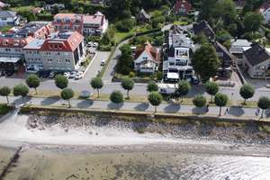 Laboe, 1. Reihe, Strandlage, unverbaubarer Blick auf die Förde – Die vollständige Adresse der Immobilie erhältst du vom Anbieter., 24235 Laboe – Vorschaubild 2