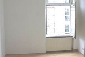 Sachsenhausen Nord, schöner Altbau mit 10 Einheiten, 8 Wohnungen + 2 Läden in guter Lage! – 60594 Sachsenhausen-Nord, Frankfurt am Main – Vorschaubild 5